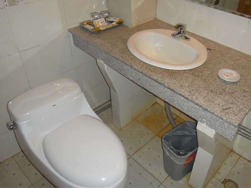 jianzang bathroom
