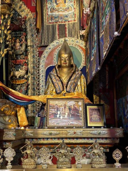 buddha statue
