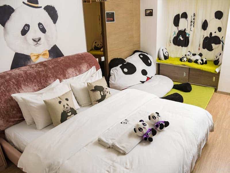 Chengdu Panda Apartment