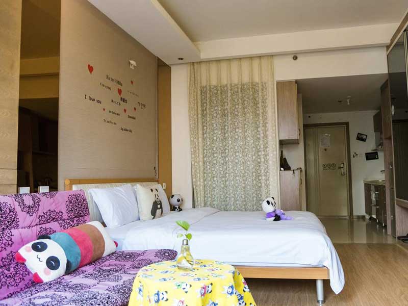 Chengdu Panda Apartment