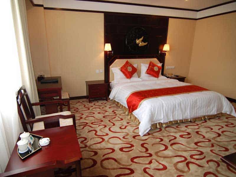 yalonghe hotel