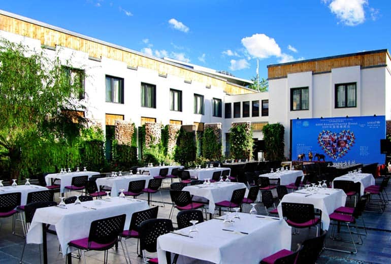 restaurant