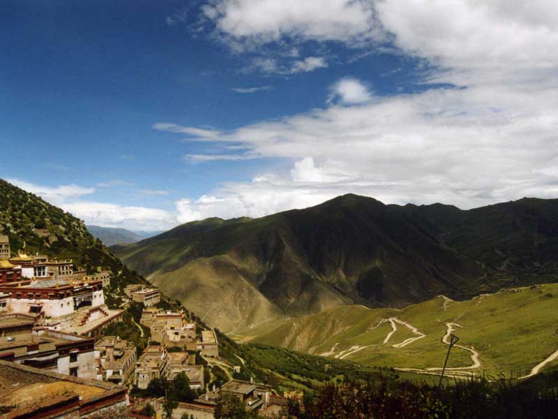 ganden-monastery