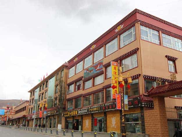 Gangbo Gongga Hotel