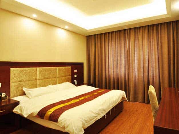 Hua Zang Hotel