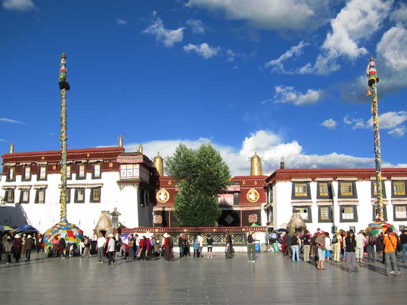Tibet Attraction Guide jokhang temple