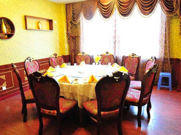 Que Er Shan Hotel