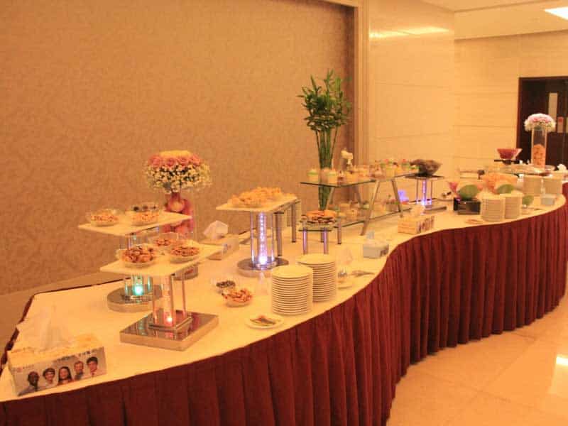 hotel restaurant