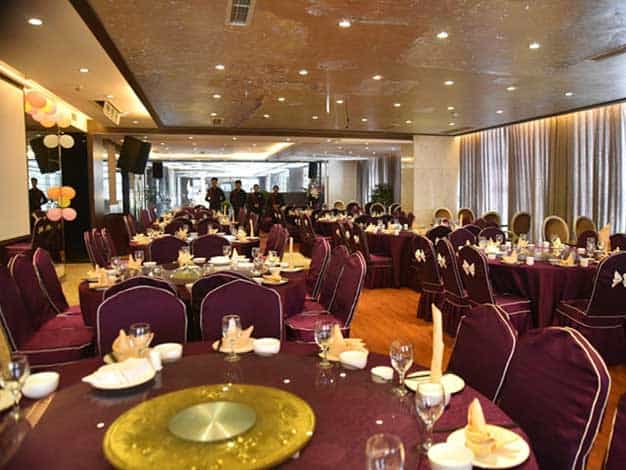 restaurant