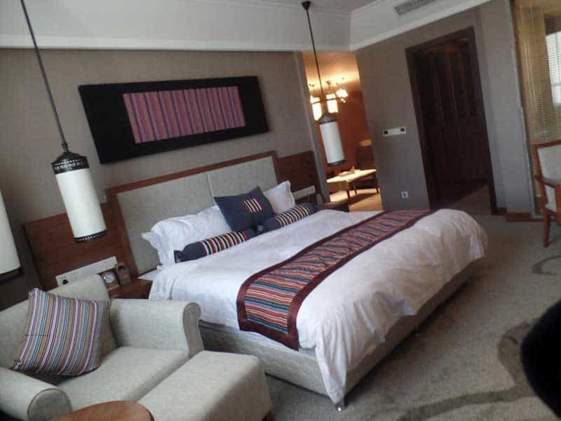Qiaomu langzong hotel