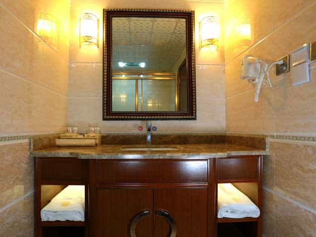 Wizard Aden Hotel