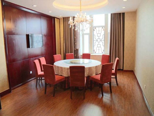 Yushu Airport Hotel