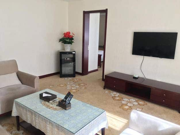 Yushu Airport Hotel