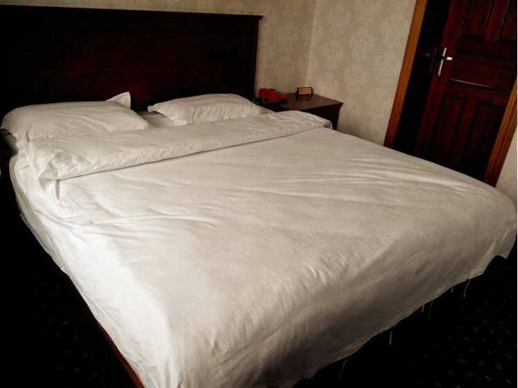 Yunlong Hotel