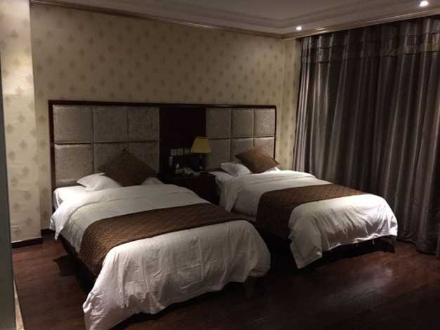 Zhaxi hotel